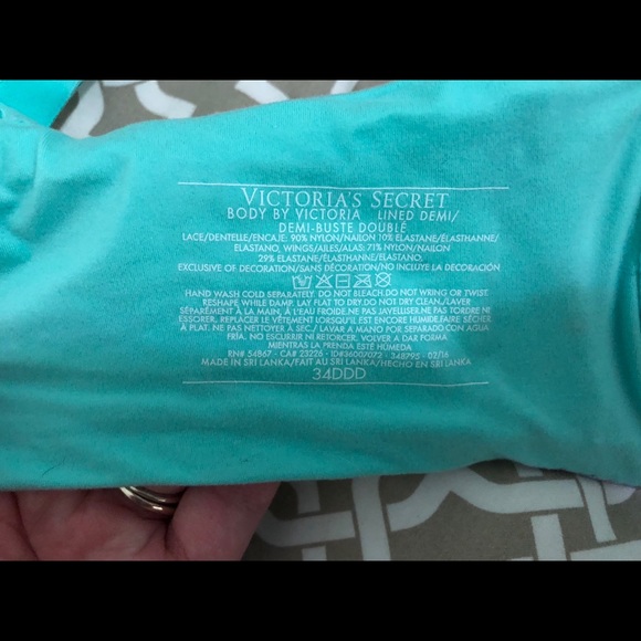 Victoria’s Secret bra - Picture 2 of 2